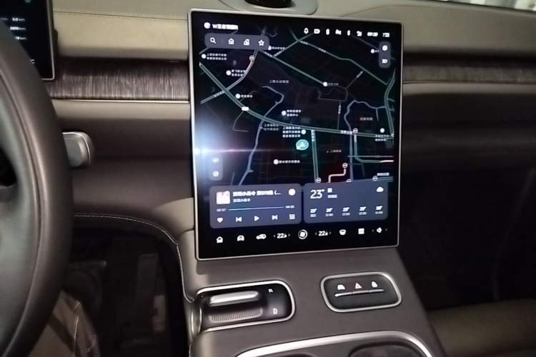 Used Nio ES6 2023 75 kWh Audio And AC Panel