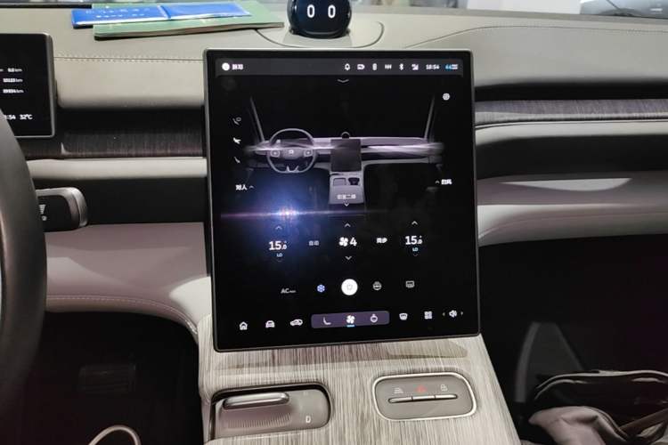 Used Nio ES6 2023 75 kWh Audio And AC Panel