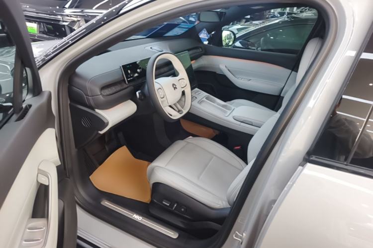 Used Nio ES6 2023 75 kWh Driver Seat
