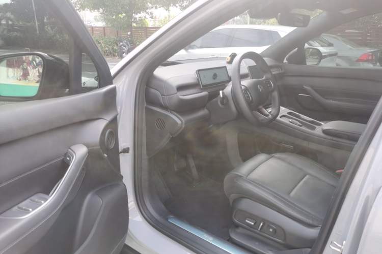 Used Nio ES6 2023 75 kWh Driver Seat