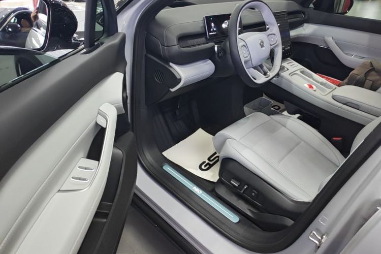 Used Nio ES6 2023 75 kWh Driver Seat