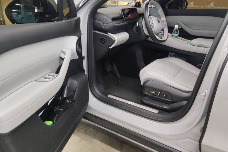 Used Nio ES6 2023 75 kWh Driver Seat