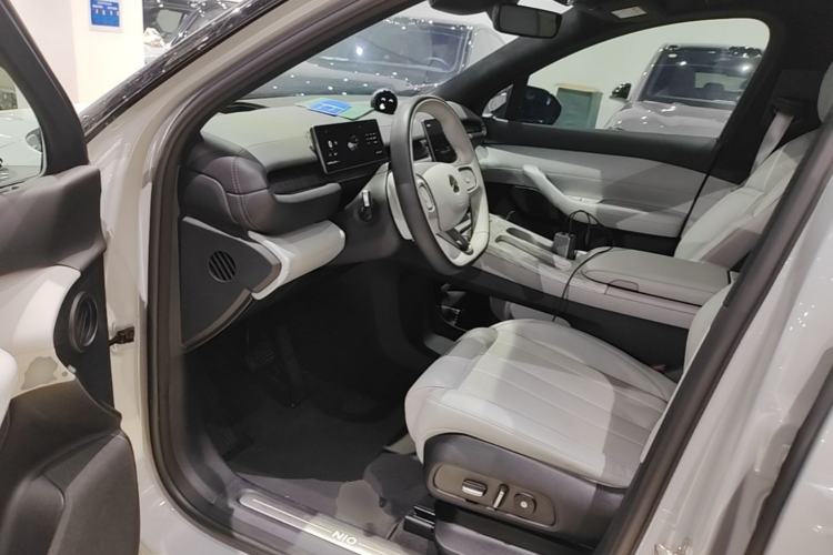 Used Nio ES6 2023 75 kWh Driver Seat