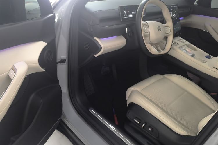 Used Nio ES6 2023 75 kWh Driver Seat