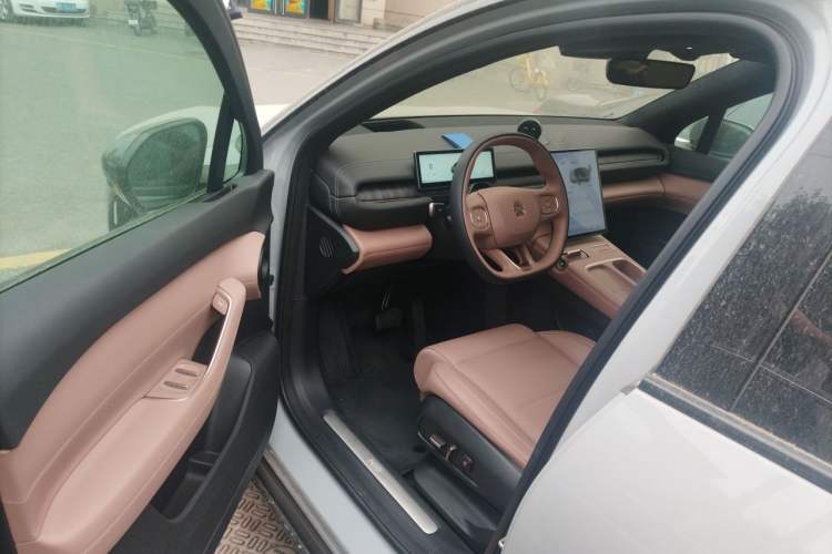 Used Nio ES6 2023 75 kWh Driver Seat
