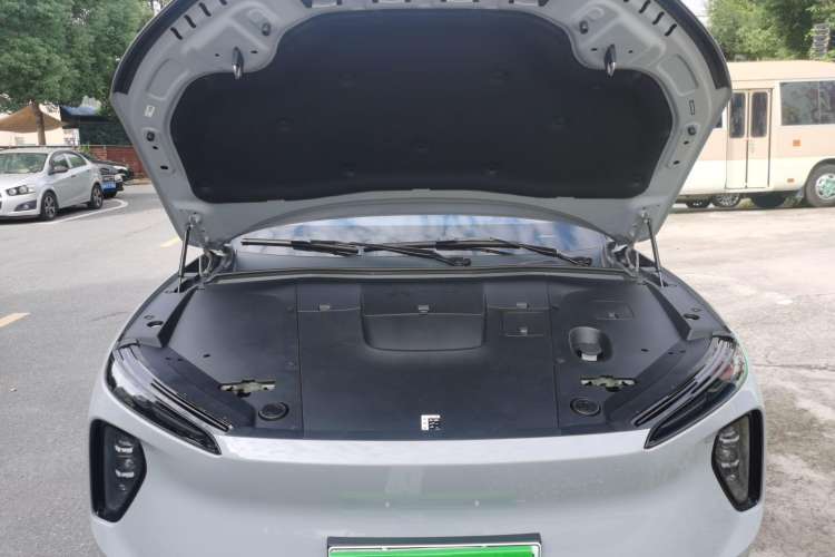 Used Nio ES6 2023 75 kWh Engine Bay