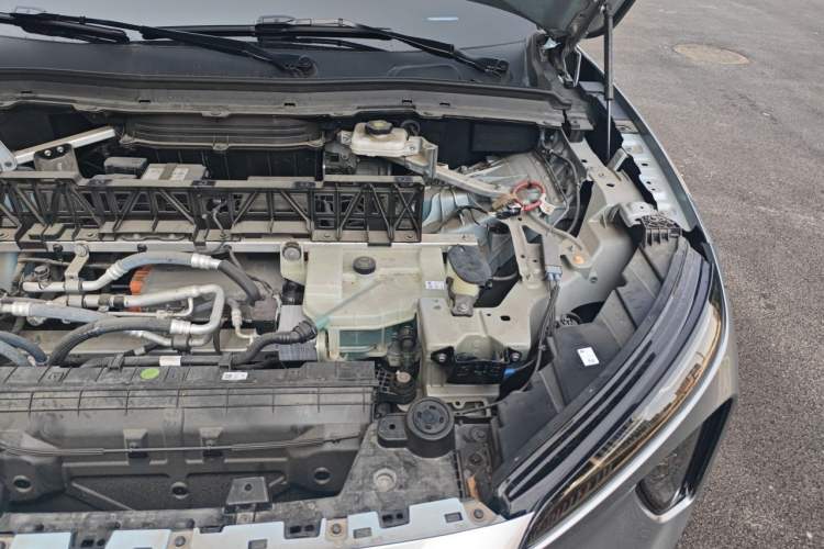 Used Nio ES6 2023 75 kWh Engine Bay Left