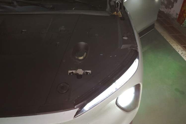 Used Nio ES6 2023 75 kWh Engine Bay Left
