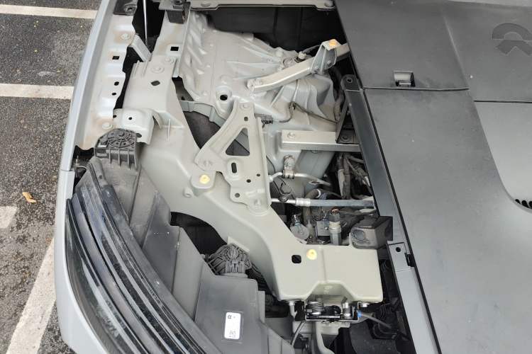 Used Nio ES6 2023 75 kWh Engine Bay Right