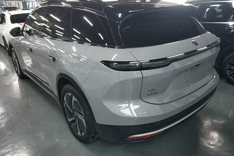 Used Nio ES6 2023 75 kWh Exterior 2