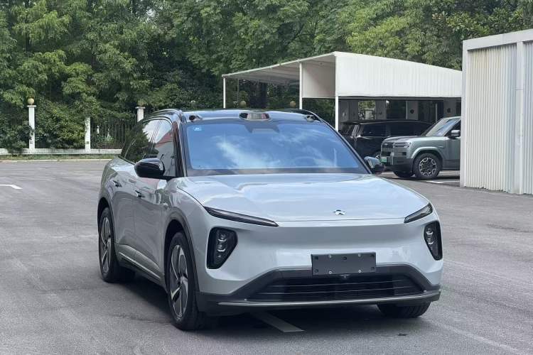 Used Nio ES6 2023 75 kWh Exterior 2