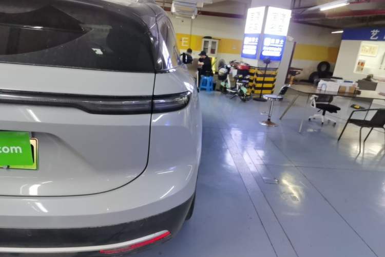 Used Nio ES6 2023 75 kWh Exterior 3
