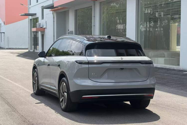 Used Nio ES6 2023 75 kWh Exterior 3