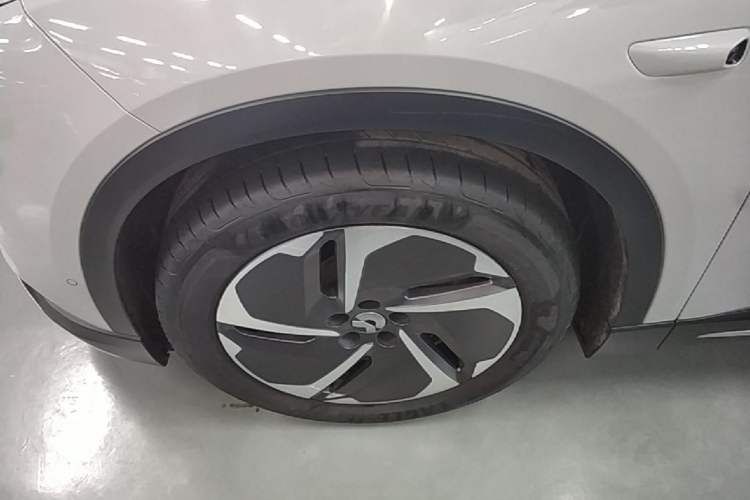 Used Nio ES6 2023 75 kWh Exterior 4