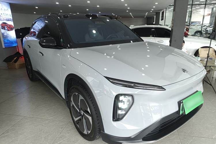 Used Nio ES6 2023 75 kWh Front Right 45 Deg