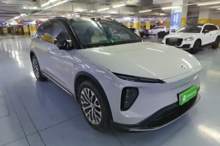 Used Nio ES6 2023 75 kWh Front Right 45 Deg