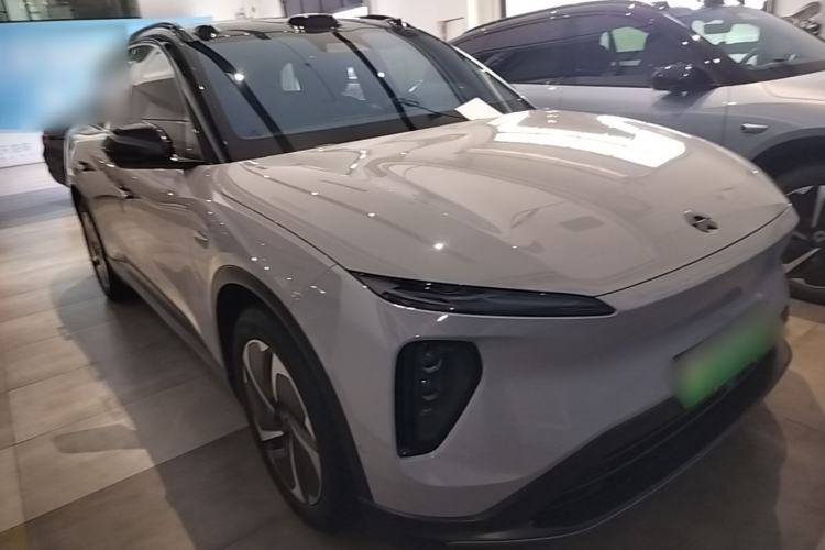 Used Nio ES6 2023 75 kWh Front Right 45 Deg