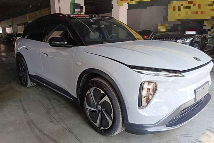 Used Nio ES6 2023 75 kWh Front Right 45 Deg