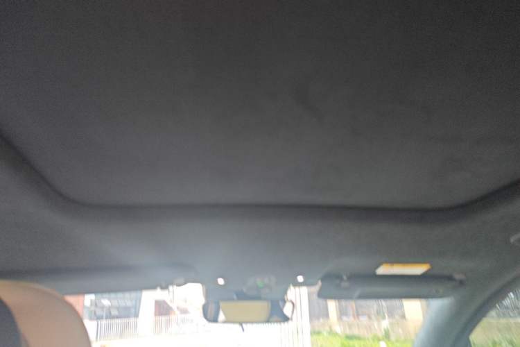 Used Nio ES6 2023 75 kWh Headliner
