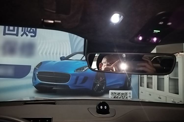 Used Nio ES6 2023 75 kWh Headliner
