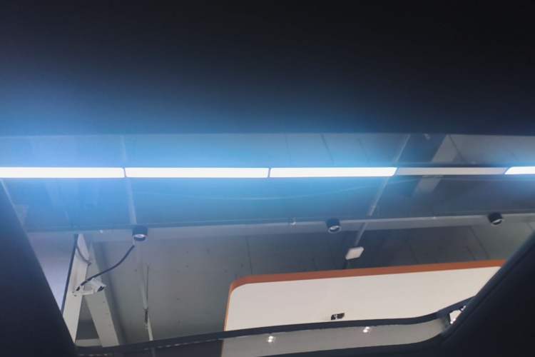 Used Nio ES6 2023 75 kWh Headliner