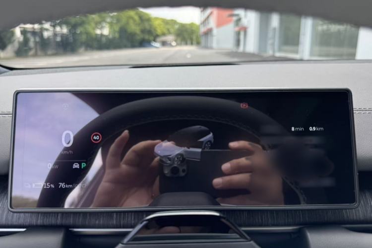 Used Nio ES6 2023 75 kWh Interior 2