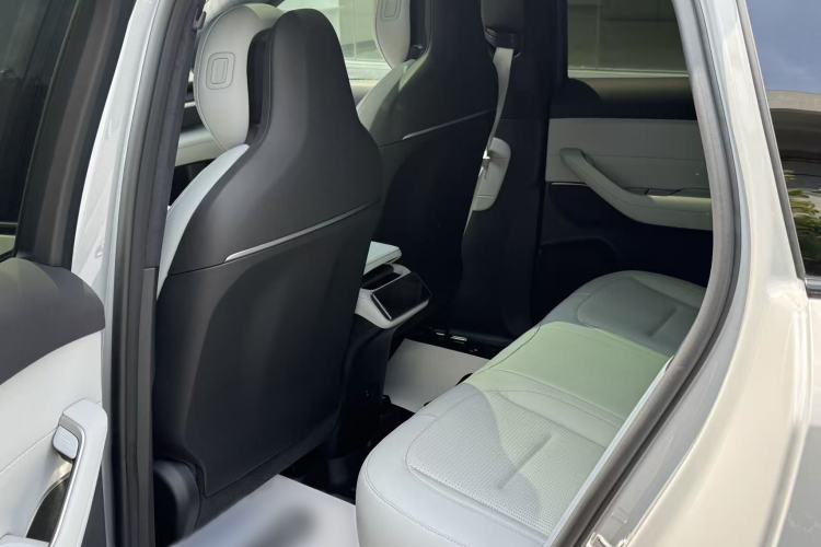 Used Nio ES6 2023 75 kWh Interior 7
