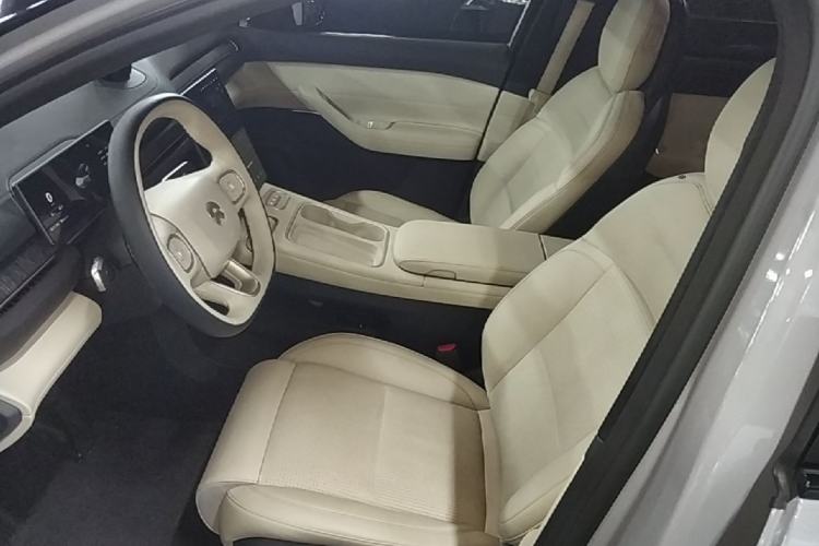 Used Nio ES6 2023 75 kWh Left Front Seat