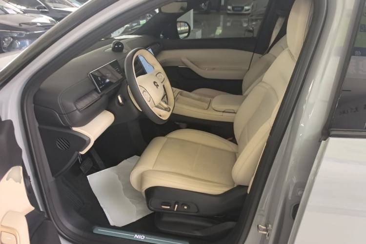 Used Nio ES6 2023 75 kWh Left Front Seat