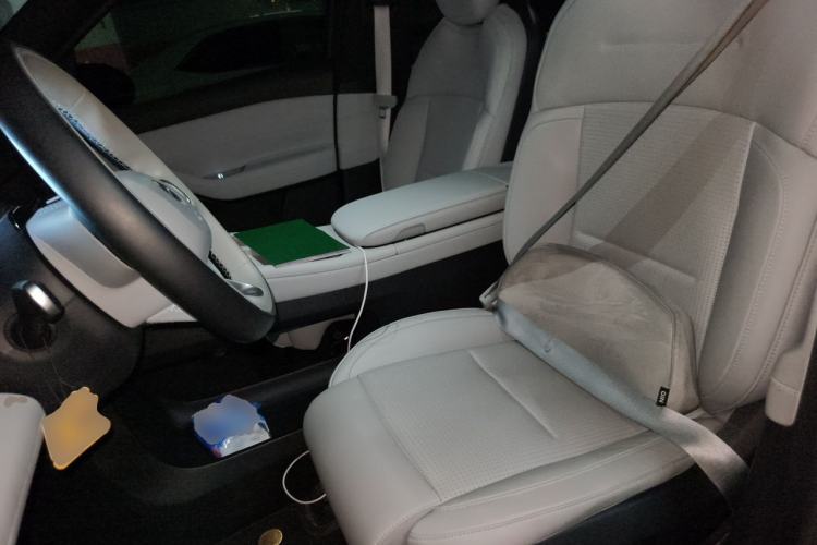 Used Nio ES6 2023 75 kWh Left Front Seat