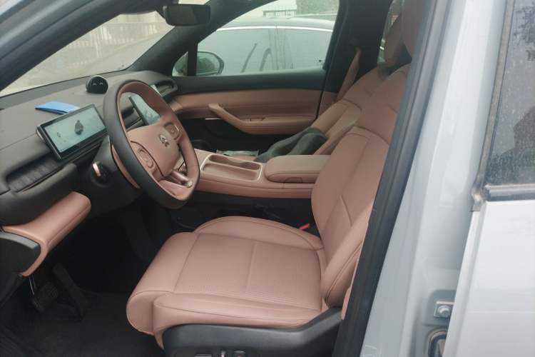 Used Nio ES6 2023 75 kWh Left Front Seat