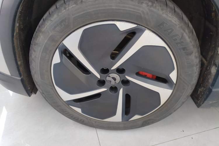 Used Nio ES6 2023 100kWh Left Front Wheel Hub