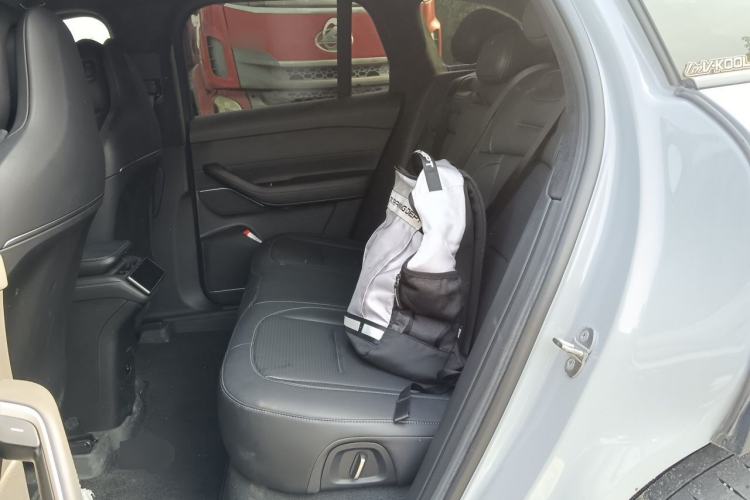 Used Nio ES6 2023 75 kWh Left Rear Seat