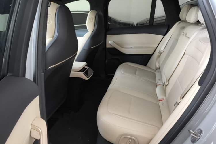 Used Nio ES6 2023 75 kWh Left Rear Seat