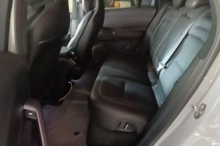 Used Nio ES6 2023 75 kWh Left Rear Seat