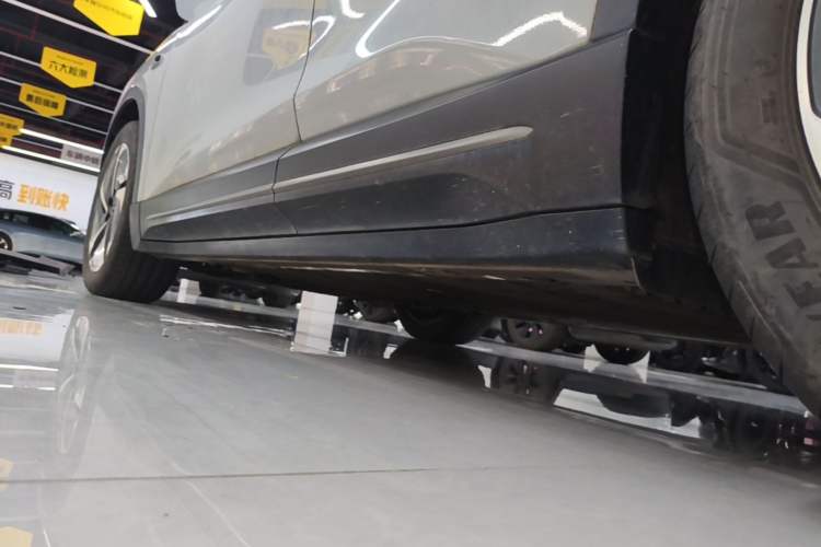 Used Nio ES6 2023 100kWh Left Side Sill