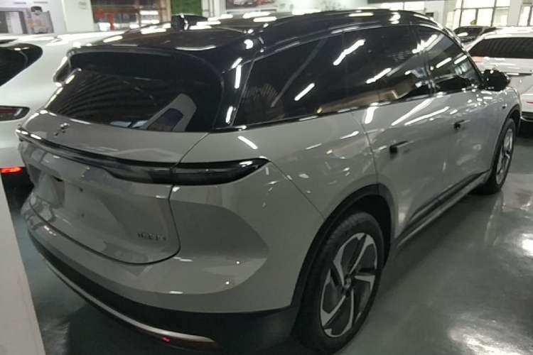 Used Nio ES6 2023 75 kWh Rear Right 45 Deg