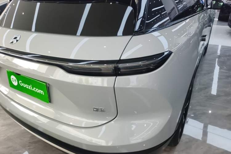 Used Nio ES6 2023 75 kWh Right Rear Taillight