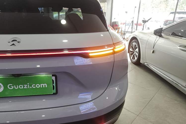 Used Nio ES6 2023 75 kWh Right Rear Taillight
