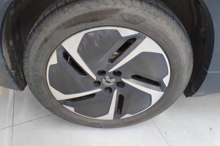 Used Nio ES6 2023 100kWh Right Rear Wheel Hub