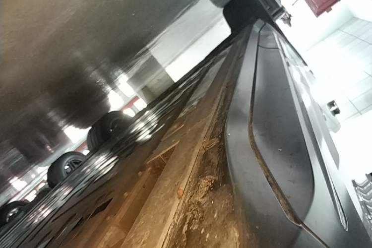 Used Nio ES6 2023 75 kWh Right Side Sill