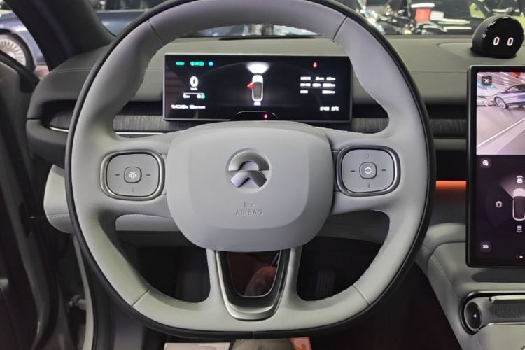 Used Nio ES6 2023 75 kWh Steering Wheel