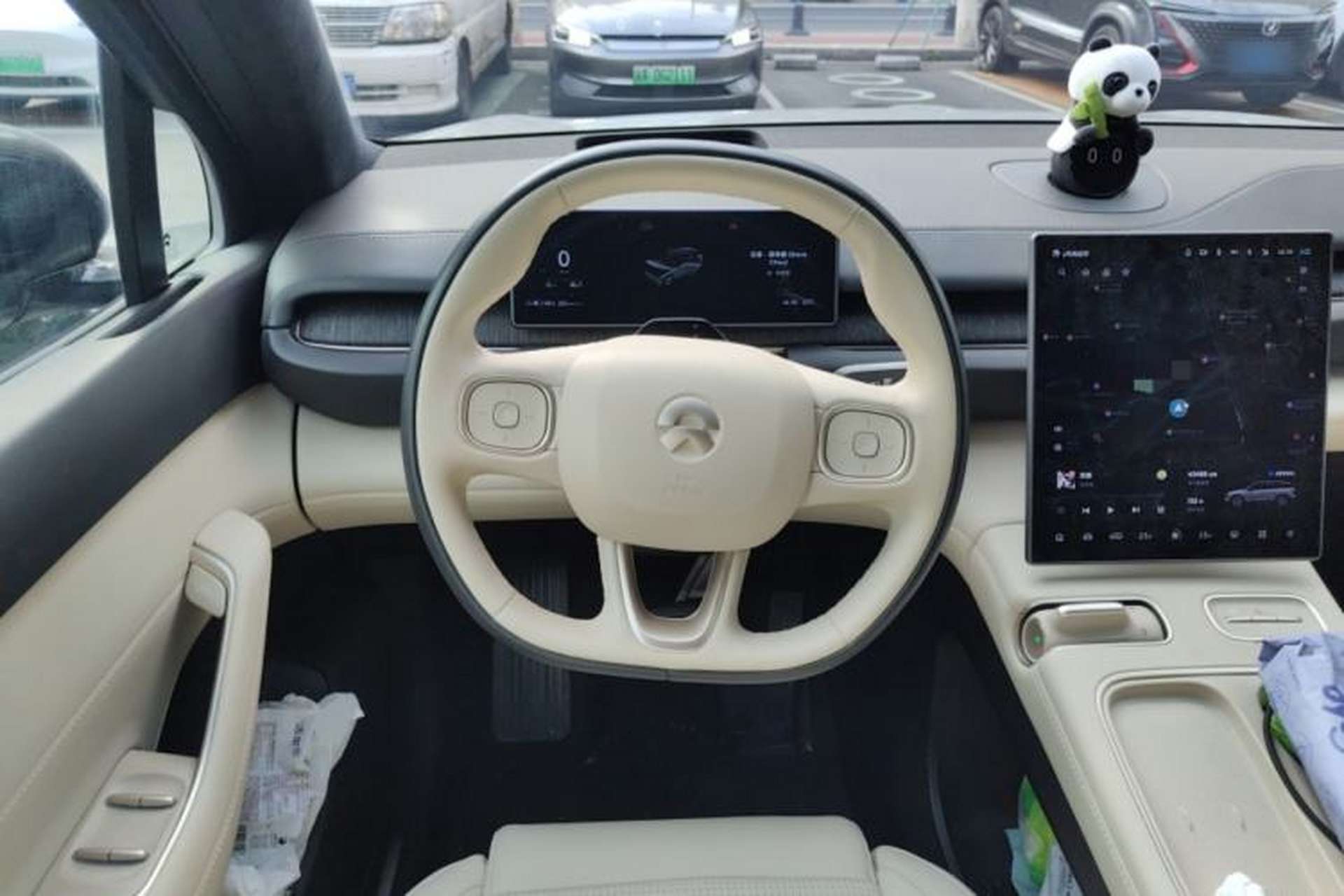 Used Nio ES6 2023 75 kWh Steering Wheel