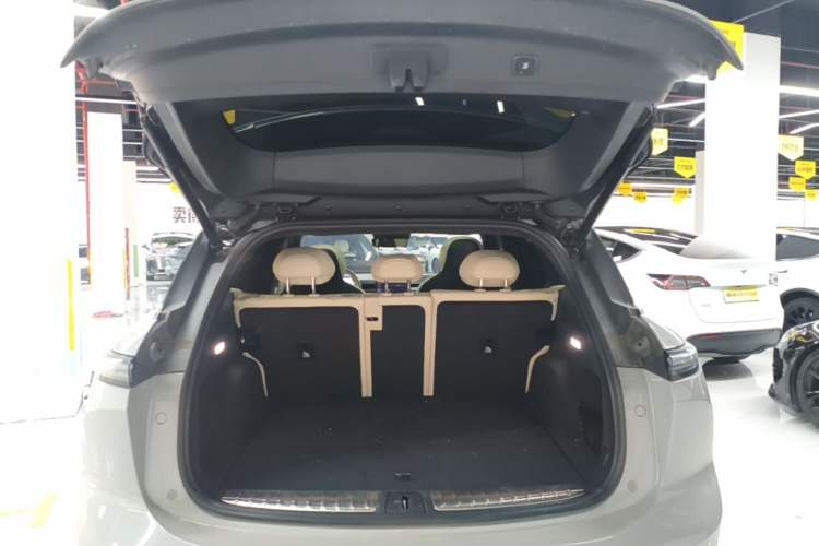 Used Nio ES6 2023 100kWh Trunk