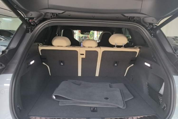 Used Nio ES6 2023 75 kWh Trunk
