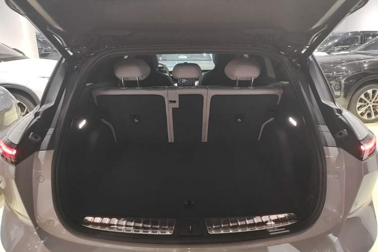 Used Nio ES6 2023 75 kWh Trunk