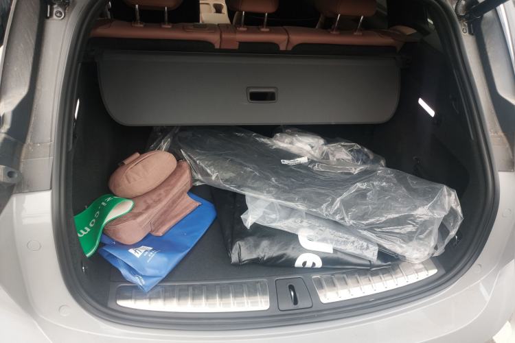 Used Nio ES6 2023 75 kWh Trunk