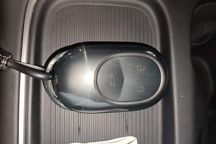 Used Nio ES6 2023 75 kWh Vehicle Key