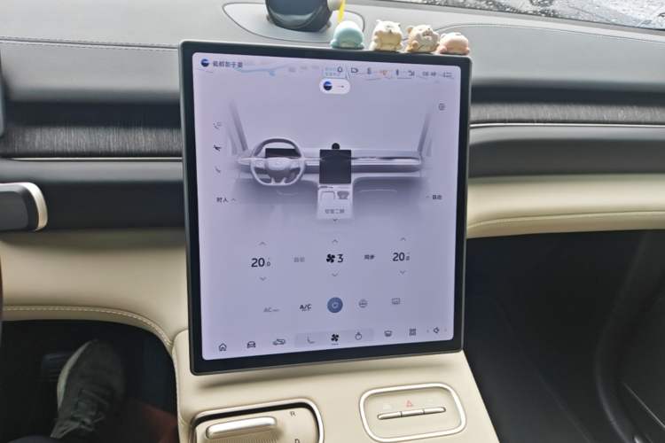 Used Nio ES6 2023 75 kWh Audio And AC Panel