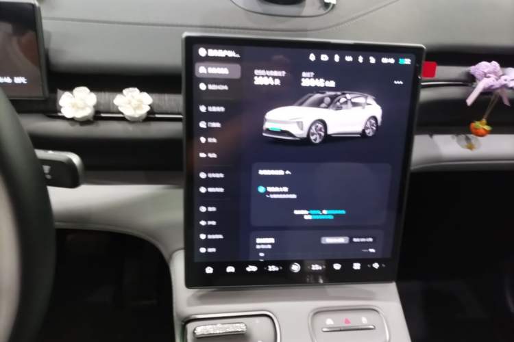 Used Nio ES6 2023 75 kWh Audio And AC Panel